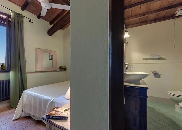 Le Terre Di Isa Farm stay Magione